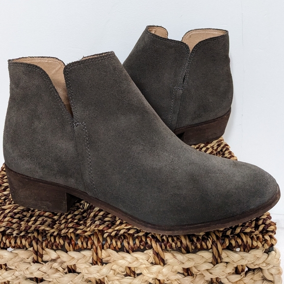 Splendid Smoke Hamptyn Fine Leather Suede Side Zip Ankle Booties - Picture 14 of 15